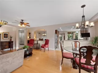 Photo #6: O6271963 Listing