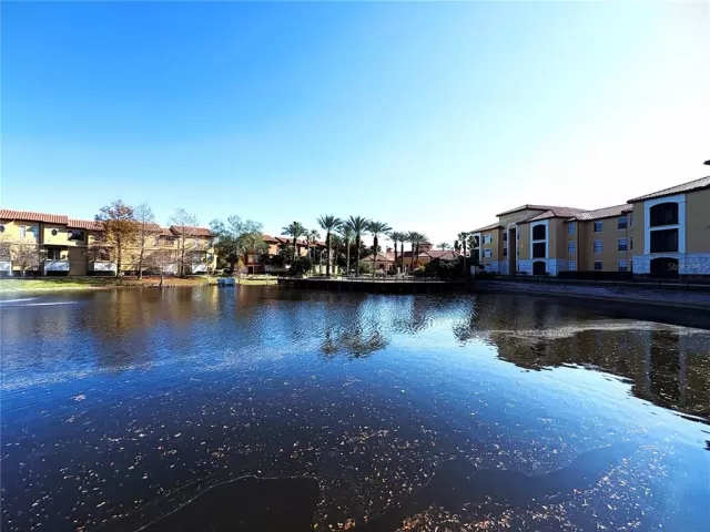 MLS: O6272281 Condo For Sale