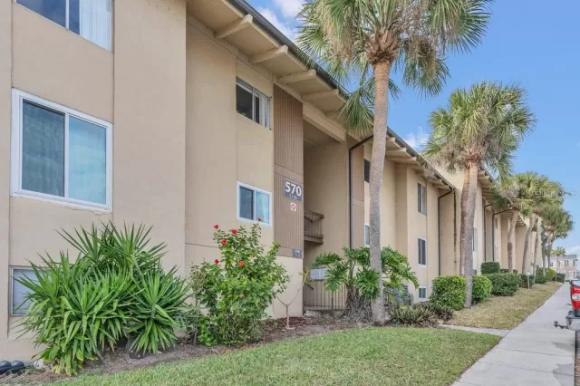 MLS: O6272737 Condo For Sale