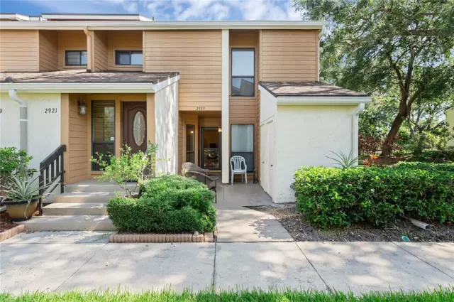 MLS: O6272975 Condo For Sale