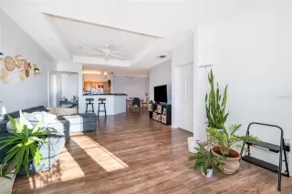 Photo #6: O6273470 Listing