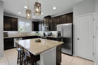 Photo #3: O6274220 Listing