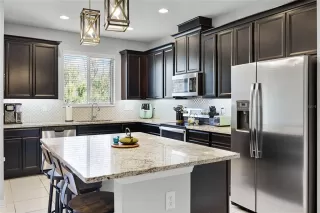 Photo #5: O6274220 Listing