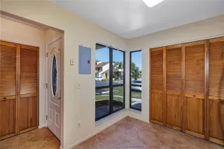 Photo #3: O6274856 Listing