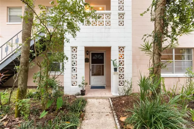 MLS: O6275076 Condo For Sale