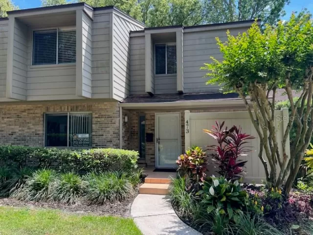 MLS: O6275201 Condo For Sale