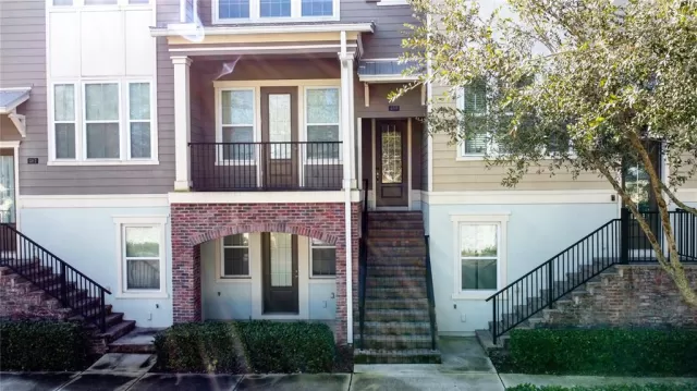 MLS: O6275309 Condo For Sale