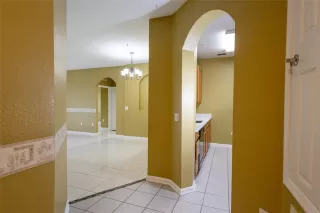 Photo #5: O6275802 Listing