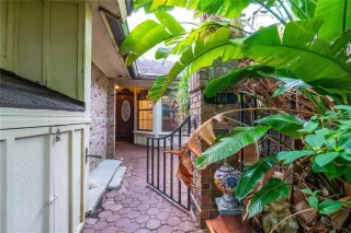 Photo #3: O6276377 Listing