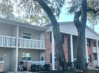 Photo #1: O6277579 Listing