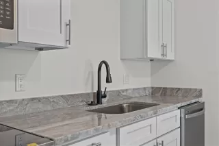 Photo #5: O6278244 Listing