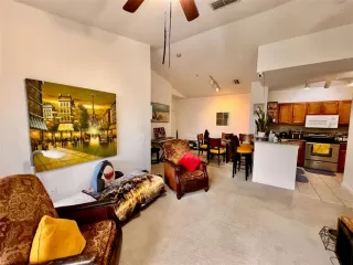 Photo #3: O6279174 Listing