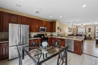 Photo #5: O6279270 Listing 