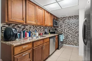 Photo #4: O6279672 Listing 