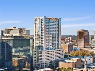 Photo #1: O6280528 Listing 