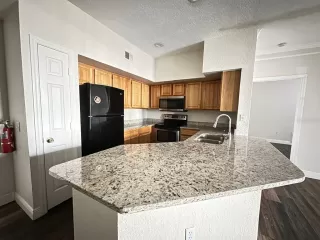 Photo #3: O6281067 Listing 