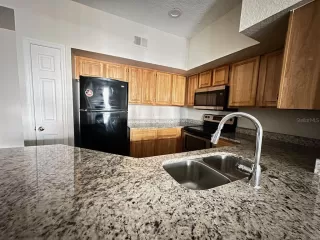 Photo #5: O6281067 Listing 