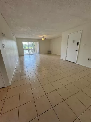 Photo #4: O6281117 Listing