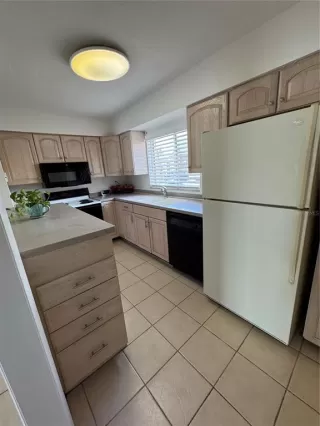 Photo #6: O6281117 Listing