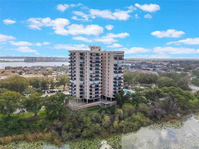 MLS: O6281190 Condo For Sale