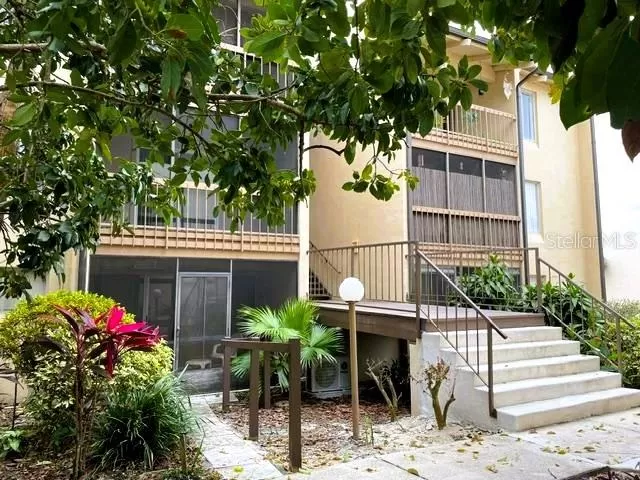 MLS: O6281298 Condo For Sale