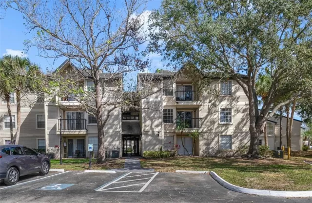 MLS: O6282006 Condo For Sale