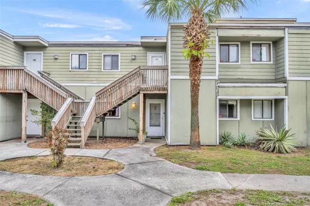 MLS: O6282276 Condo For Sale