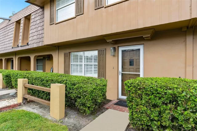 MLS: O6282727 Condo For Sale