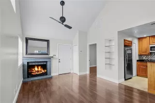 Photo #5: O6282869 Listing