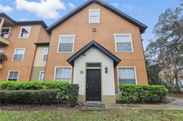 MLS: O6282934 Condo For Sale