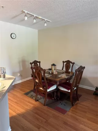 Photo #1: O6283540 Listing