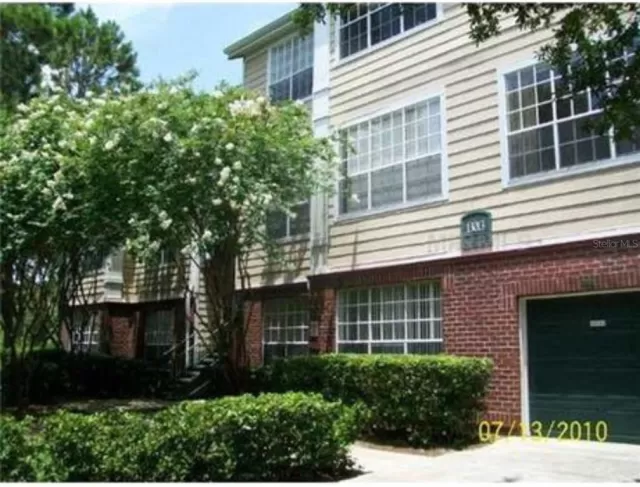 MLS: O6283609 Condo For Sale
