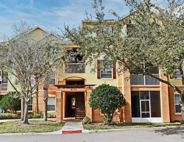 MLS: O6283777 Condo For Sale