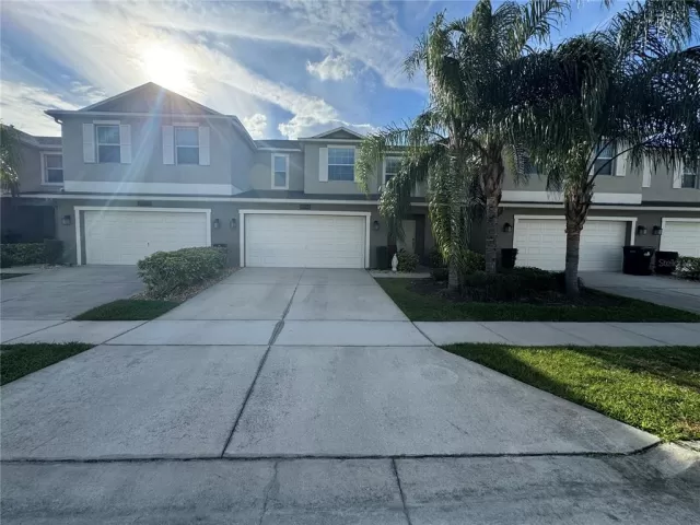 MLS: O6283859 Condo For Sale