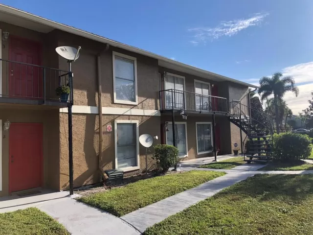 MLS: O6283956 Condo For Sale
