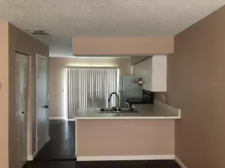 Photo #6: O6283956 Listing