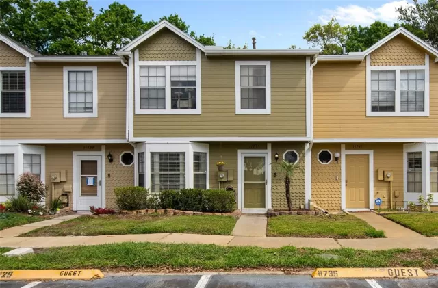 MLS: O6284057 Condo For Sale