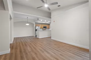 Photo #3: O6284434 Listing