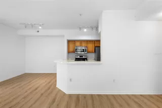 Photo #2: O6284546 Listing