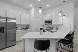 Photo #5: O6284833 Listing