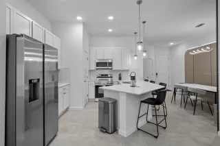 Photo #6: O6284833 Listing