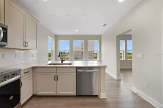 Photo #3: O6284932 Listing 