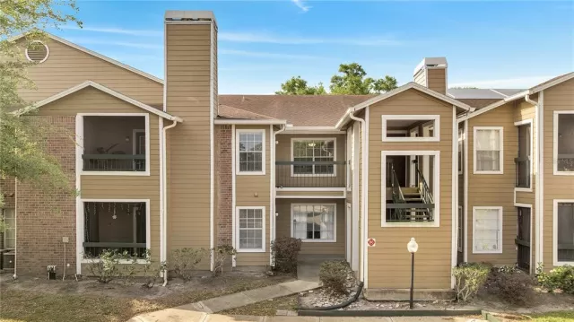 MLS: O6285096 Condo For Sale
