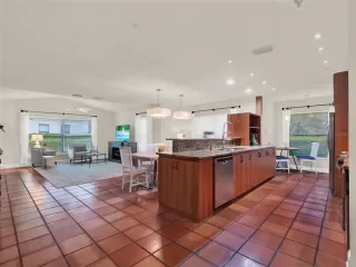 Photo #3: O6285133 Listing 