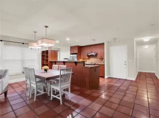 Photo #5: O6285133 Listing 