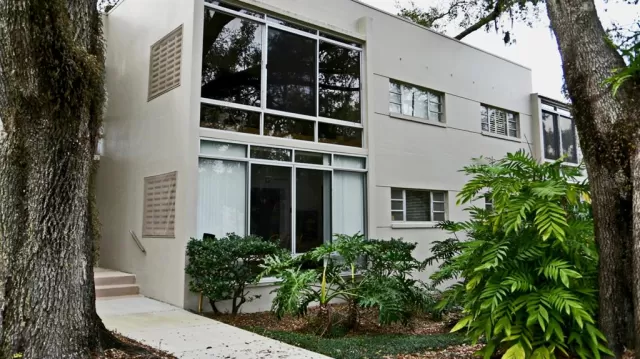 MLS: O6285495 Condo For Sale