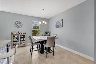 Photo #5: O6285792 Listing