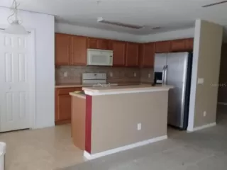 Photo #5: O6285954 Listing