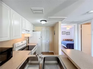 Photo #6: O6286639 Listing