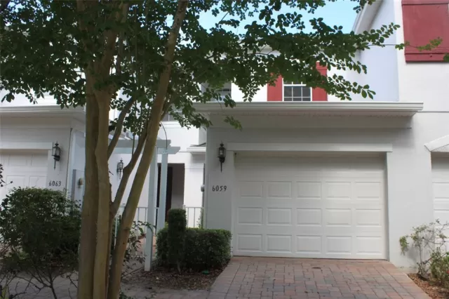 MLS: O6287474 Condo For Sale